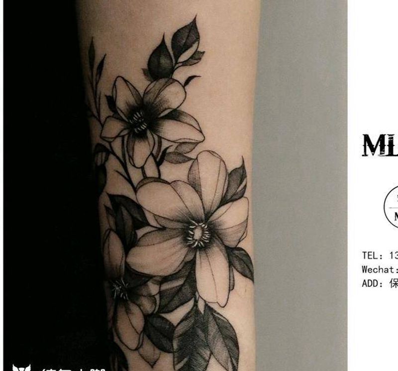 栀子花纹身图片_手臂点刺纹身图案