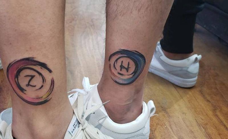 情侣小清新纹身图片_腿部水彩纹身图案