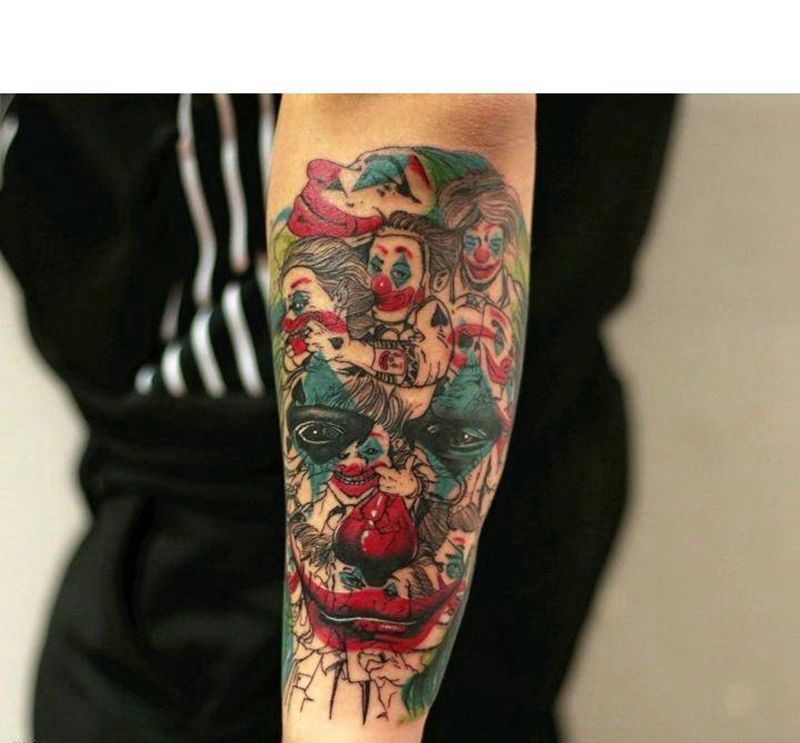 数一下多少个小丑纹身图片_手臂Old SchoolNew School纹身图案