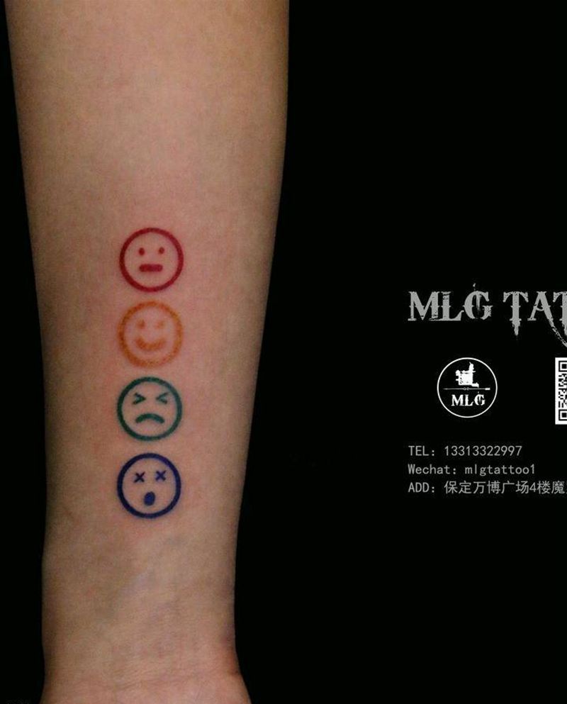 泫雅同款纹身图片_手臂手部几何纹身图案