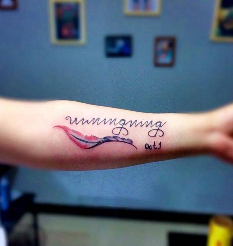 英文,羽毛纹身图片