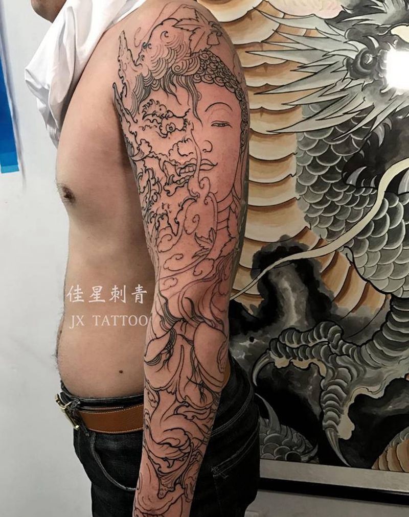 花臂未完纹身图片_手臂新传统纹身图案