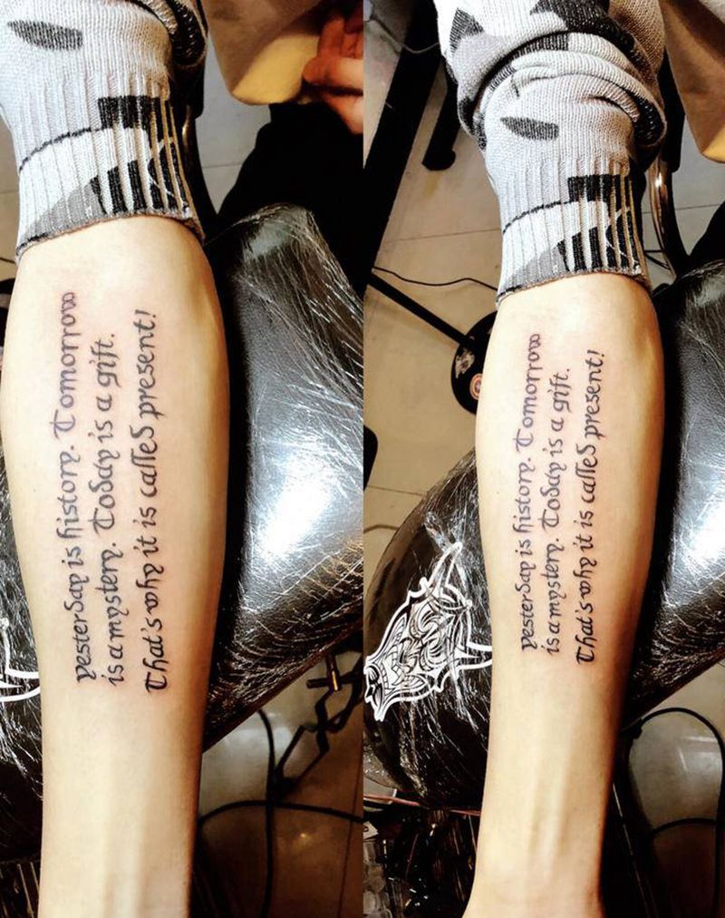 花体纹身图片_手臂花体字纹身图案