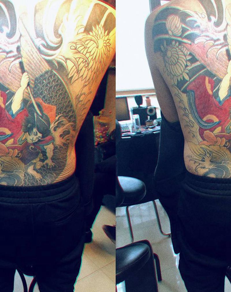 日式麻药作品纹身图片_背部老传统纹身图案