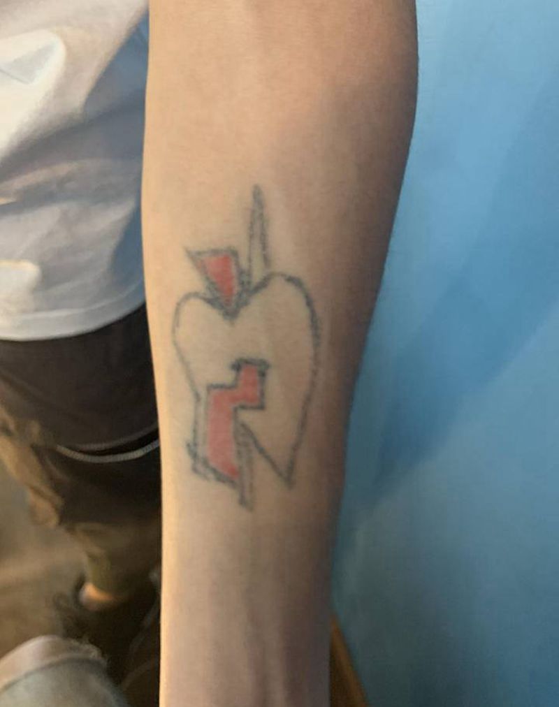 遮盖纹身图片_手臂老传统新传统纹身图案