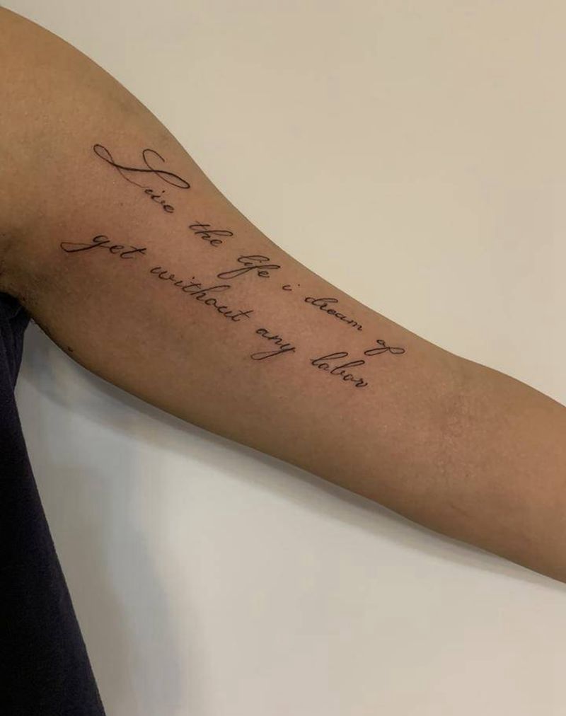 字母纹身图片_手臂纹身图案