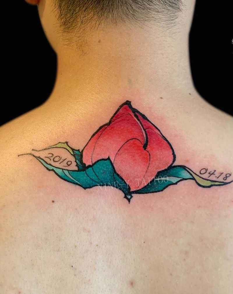 桃纹身图片_背部New School纹身图案