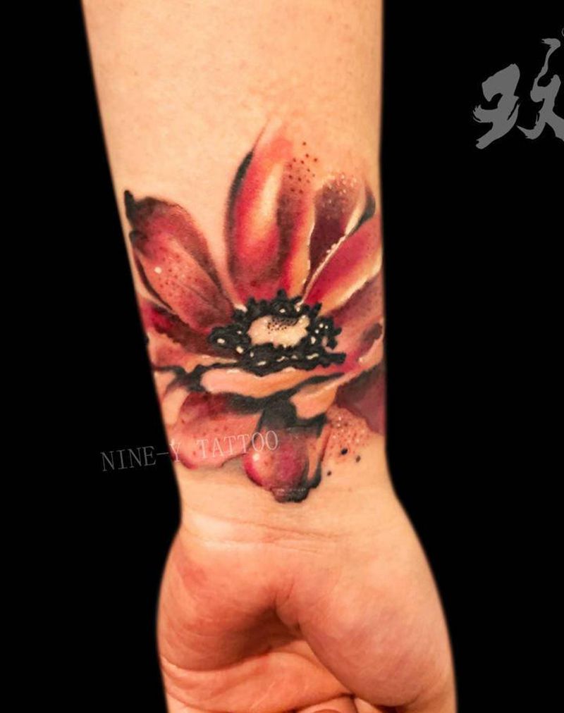 花纹身图片_手部水墨纹身图案