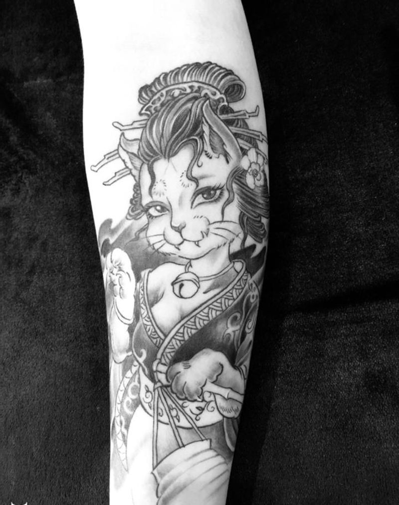 小猫纹身图片_手臂纹身图案