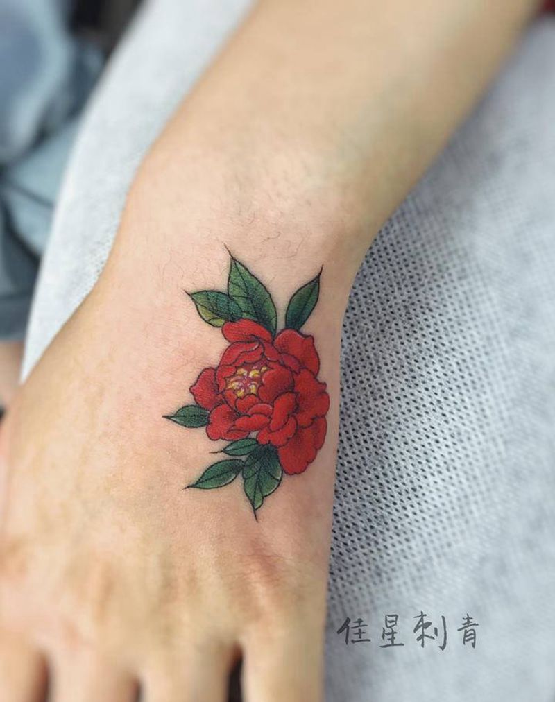 花纹身图片_手部花纹身图案