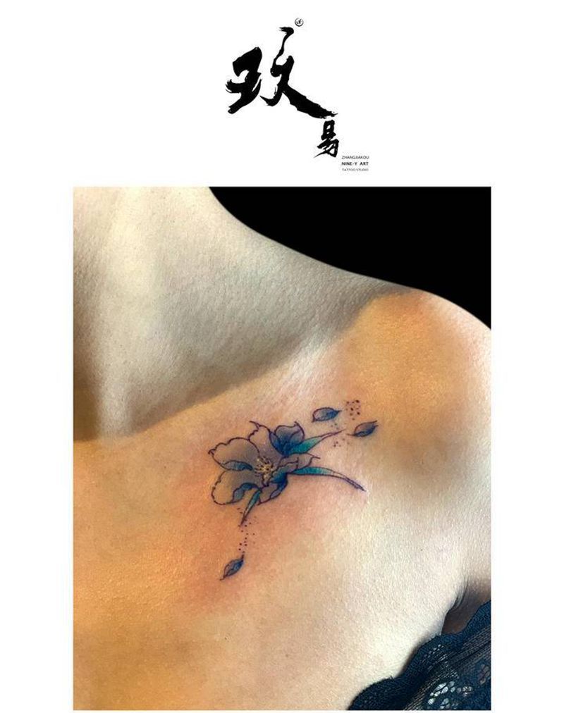 ❀纹身图片_颈部新传统纹身图案