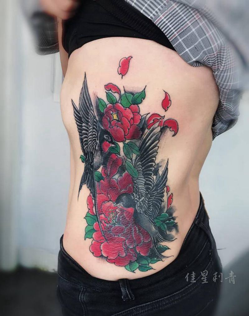 新盖中盖纹身图片_腰部燕子纹身图案