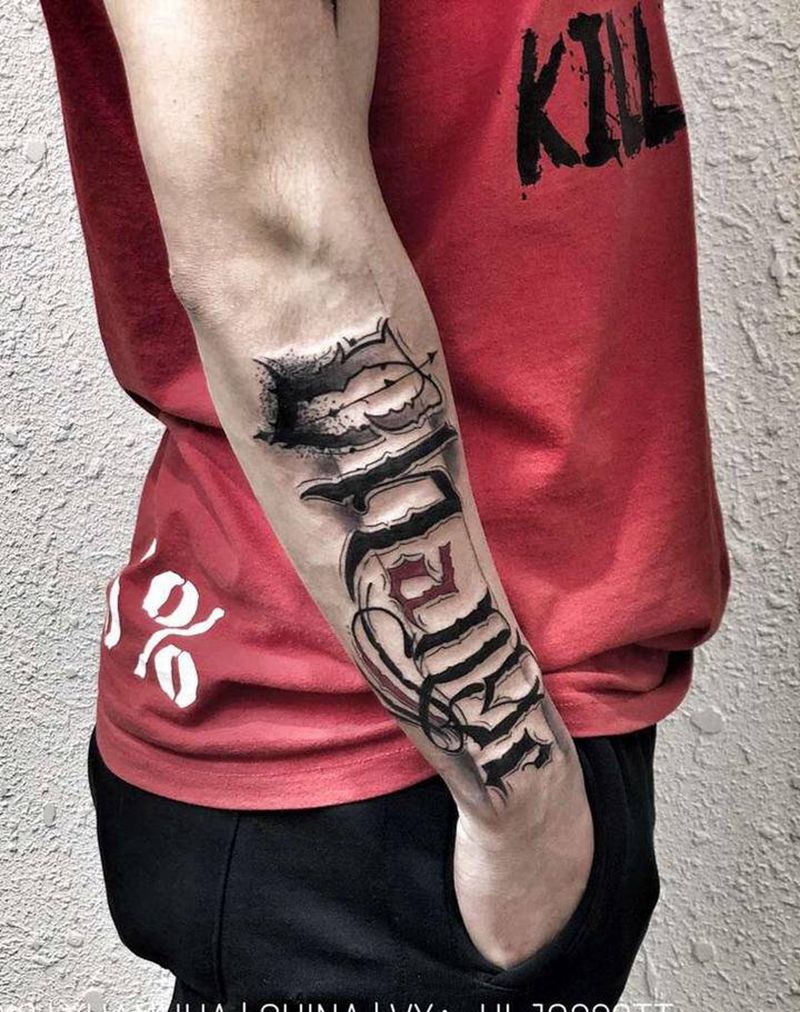 花体字（设计）纹身图片_手臂花体字纹身图案