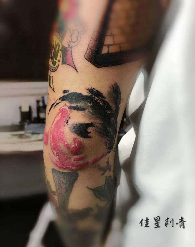 太极鱼 金字塔纹身图片_手臂水墨Old School纹身图案