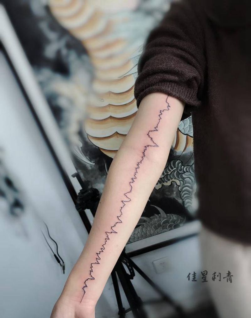 心电图纹身图片_手臂纹身图案