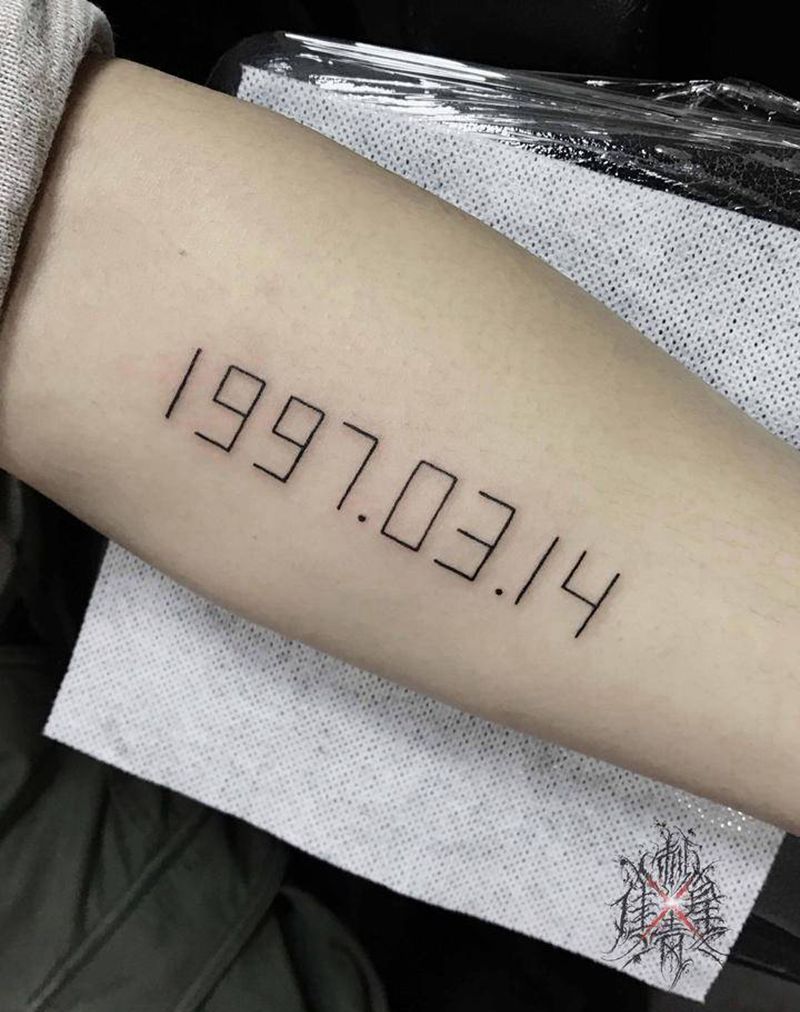 生日纹身图片_手臂纹身图案