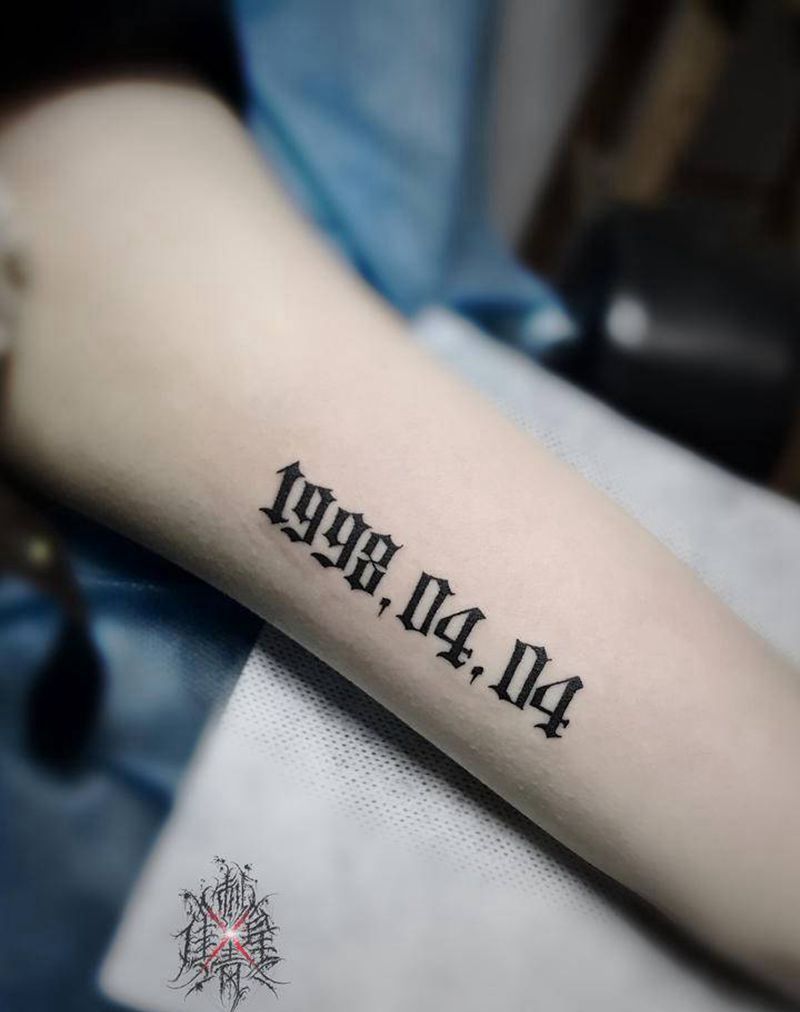 生日纹身图片_手臂纹身图案