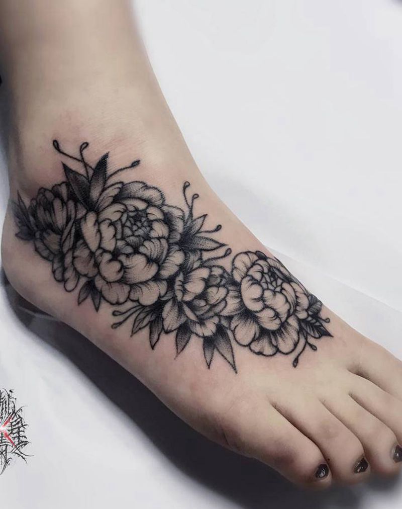 素花纹身图片_脚部点刺纹身图案