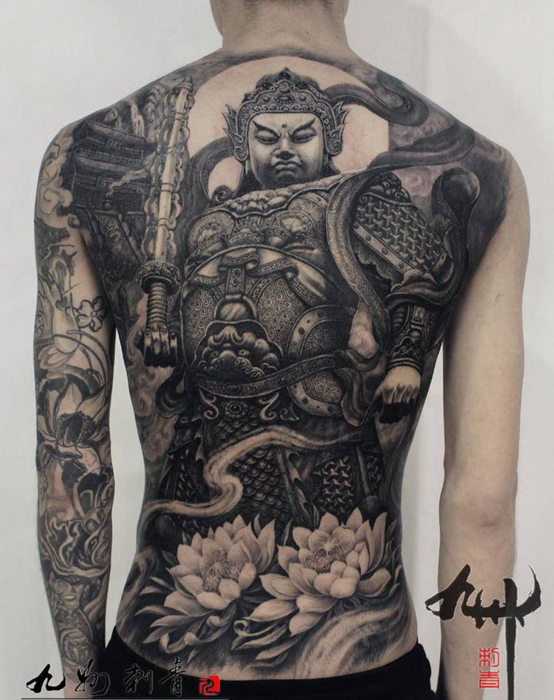 昙花一现纹身图片_背部原创佛像九州刺青纹身图案