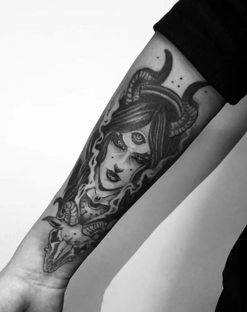 Black纹身图片_手部纹身图案