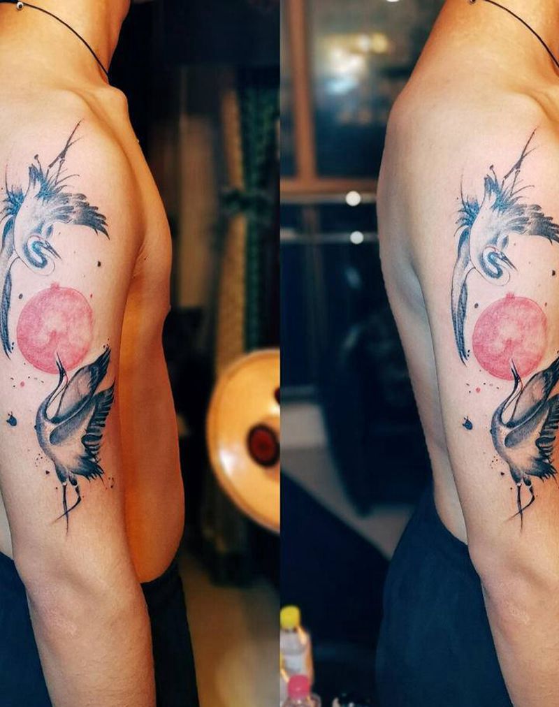 鹤纹身图片_手臂肩部水墨纹身图案