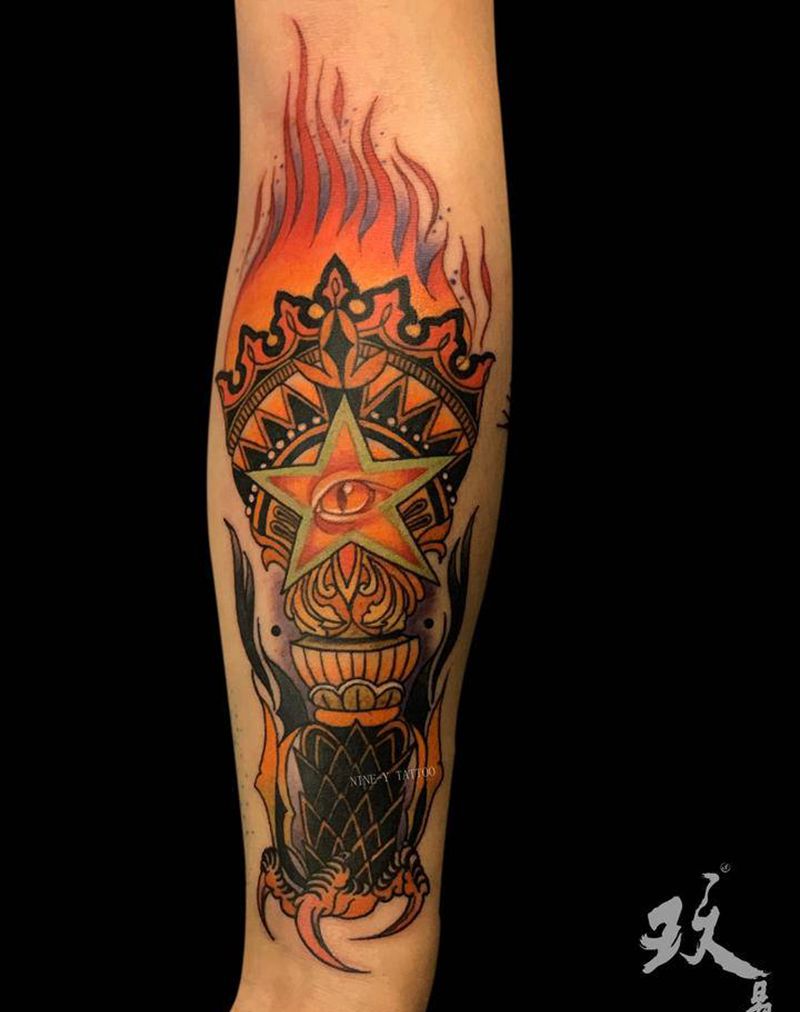 火炬纹身图片_手臂New School纹身图案