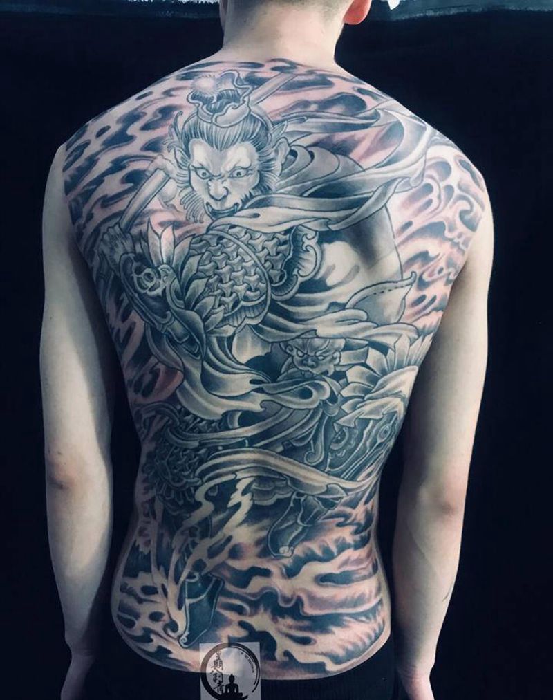 大圣归来纹身图片_背部新传统纹身图案