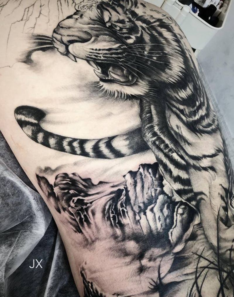 未完老虎满背纹身图片_背部纹身图案
