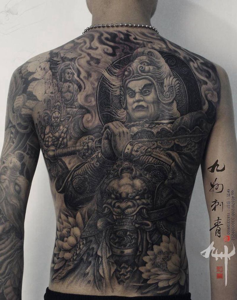 韦驮菩萨纹身图片_背部纹身图案
