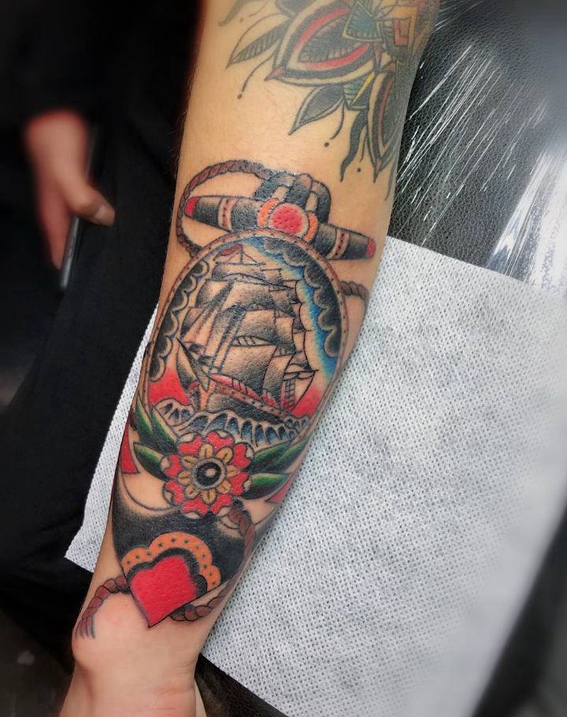 ⛵️⚓️纹身图片_手臂Old School纹身图案