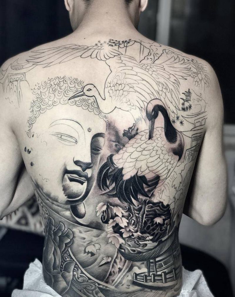 满背佛 鹤纹身图片_背部纹身图案