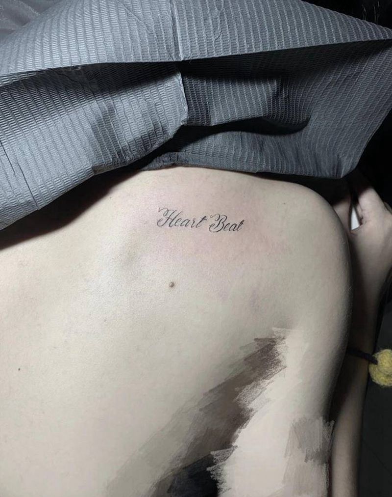 小字母纹身图片_肩部小字母纹身图案