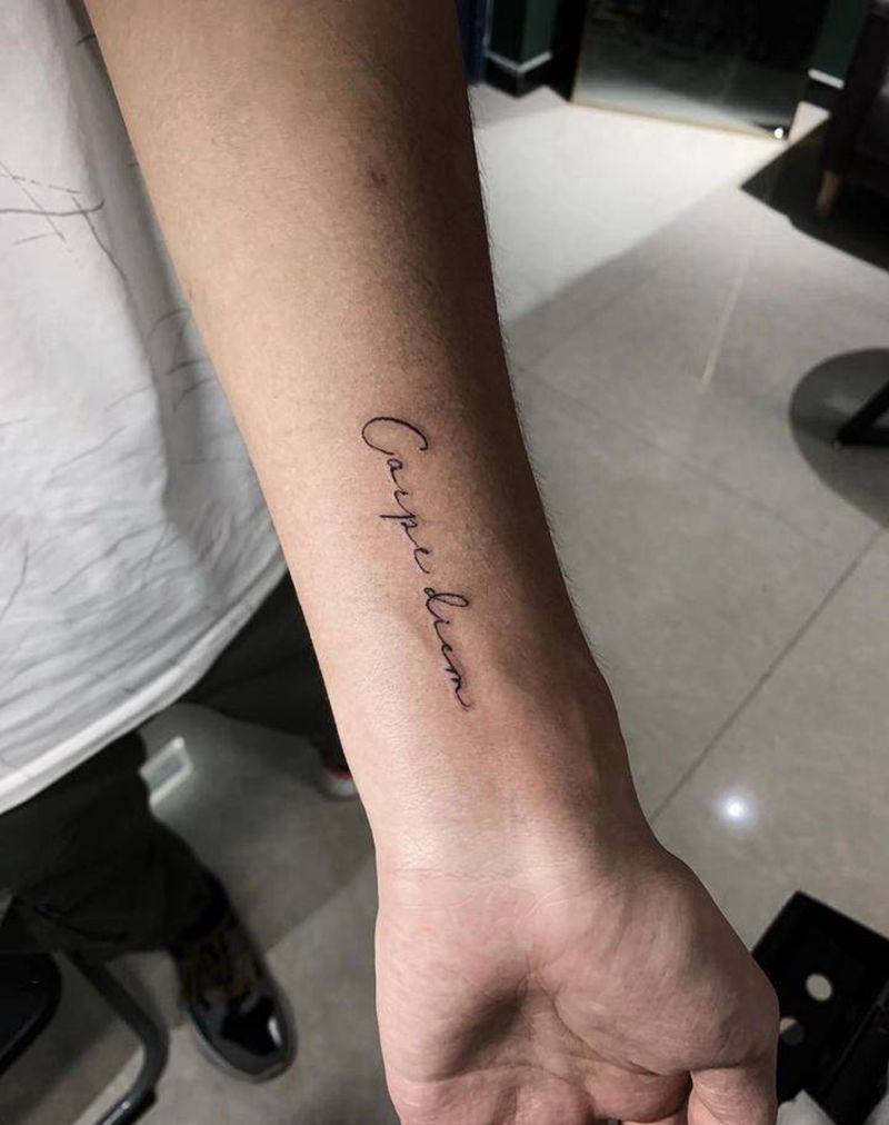 字纹身图片_手臂纹身图案