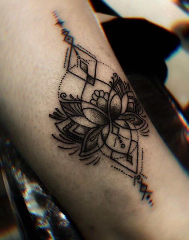 素花纹身图片_几何纹身图案