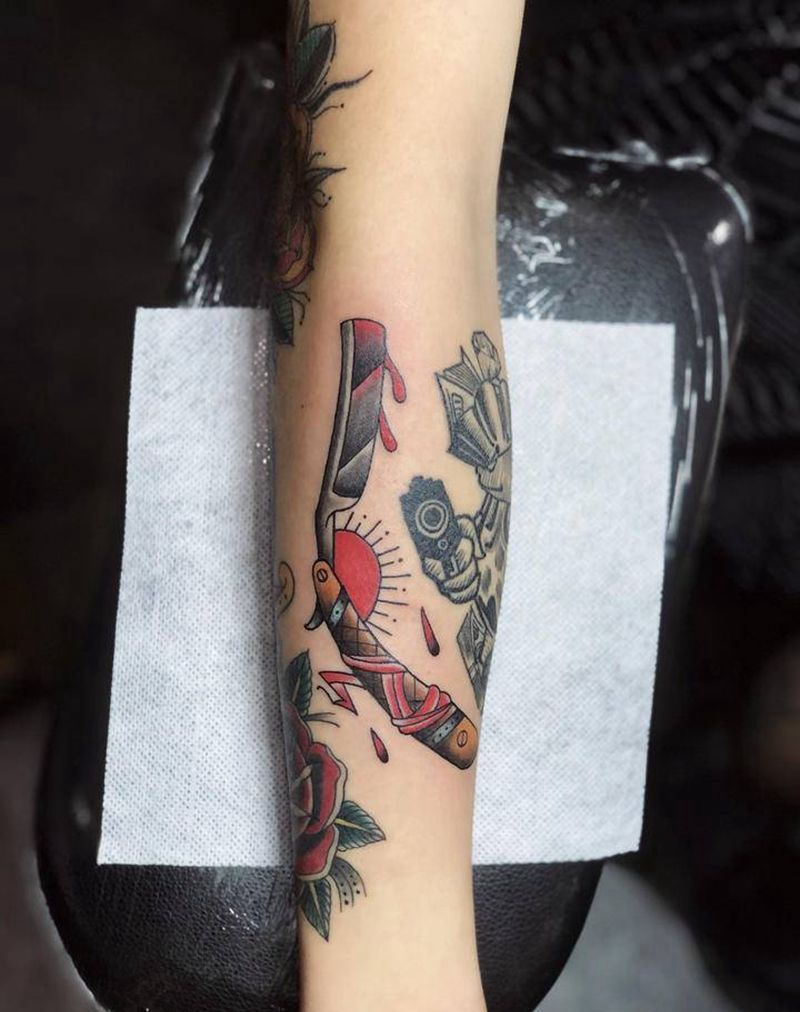 剃刀纹身图片_手臂纹身图案