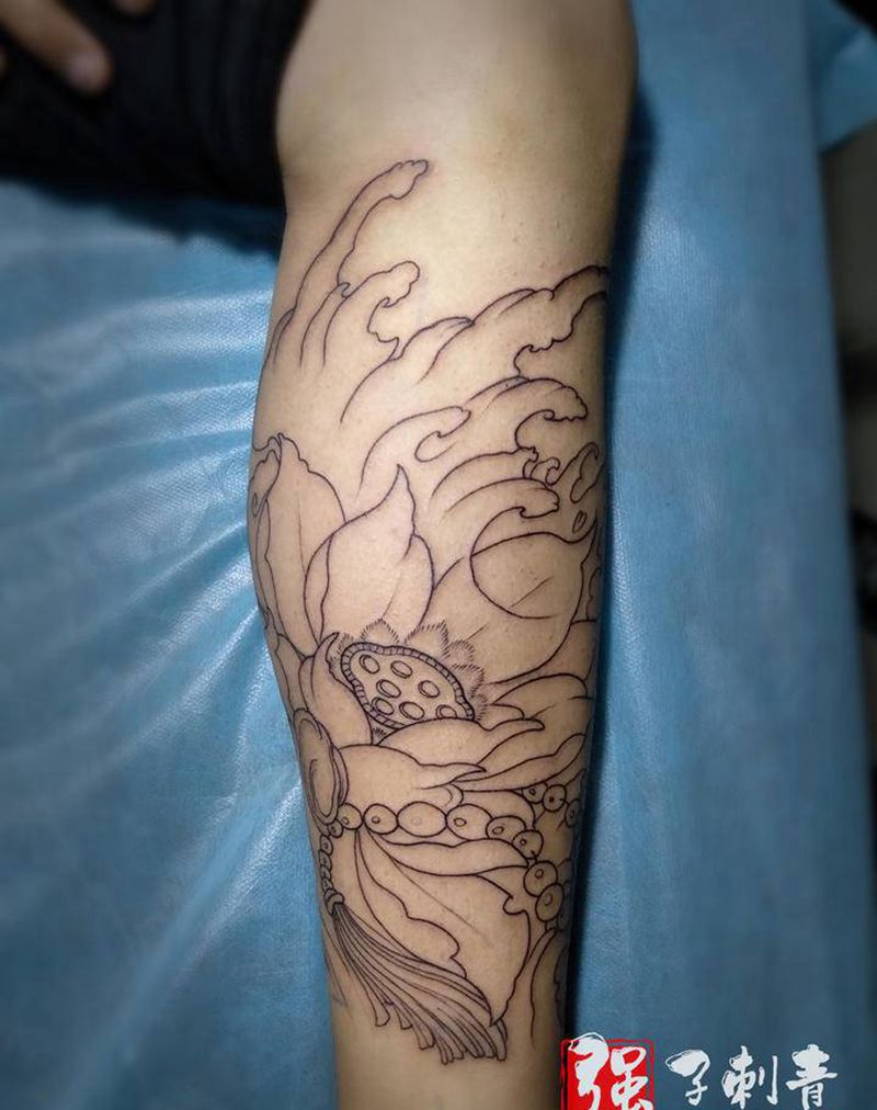 荷花割线纹身图片_腿部新传统纹身图案