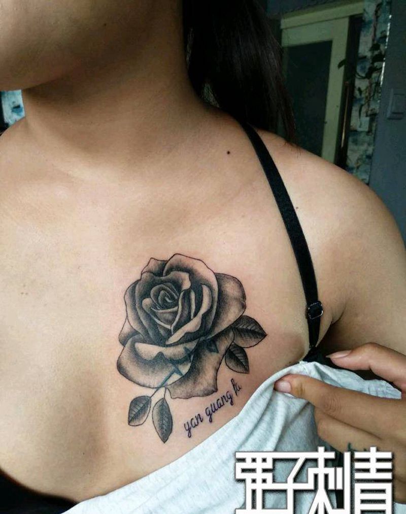 玫瑰花遮盖心电图纹身图片_胸部欧美写实纹身图案