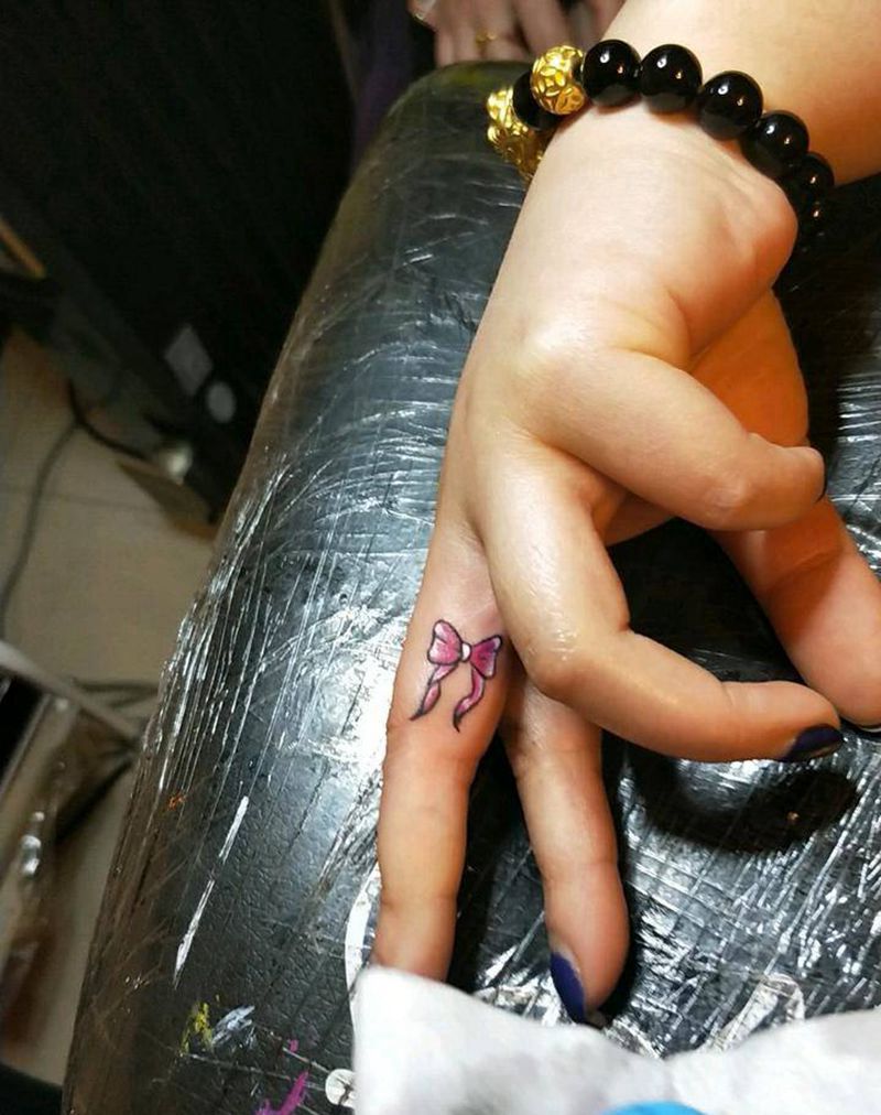 蝴蝶结纹身图片