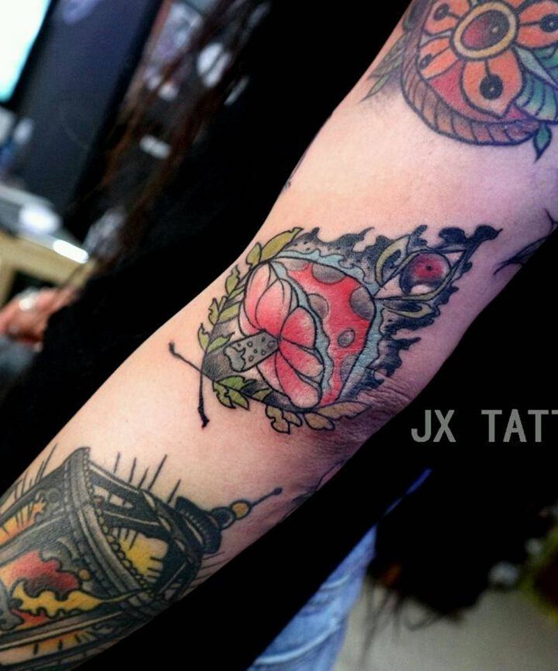 小蘑菇纹身图片