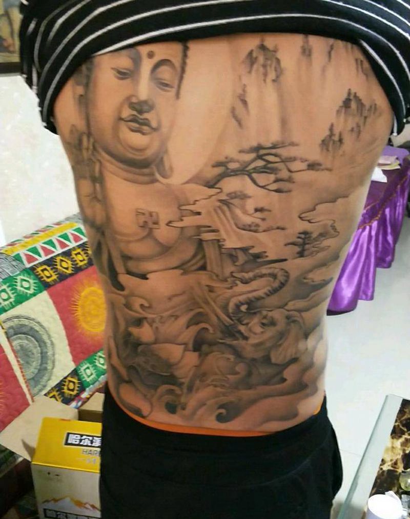 满背佛纹身图片