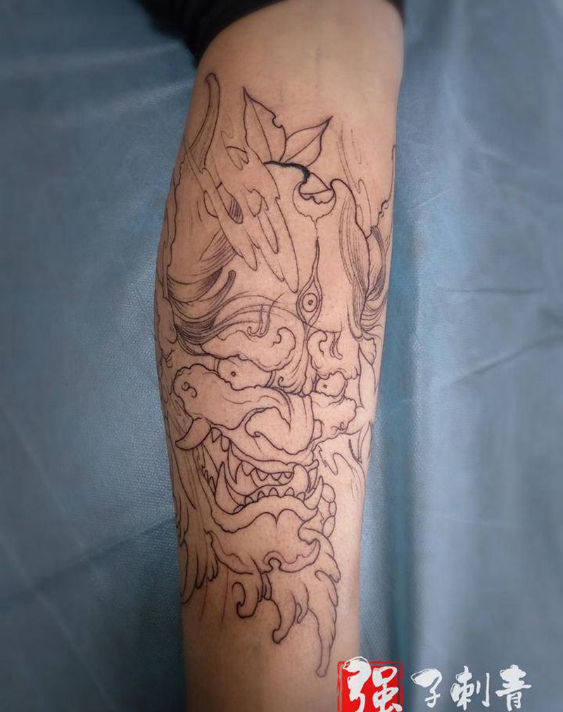 般若线条纹身图片_腿部新传统割线纹身图案