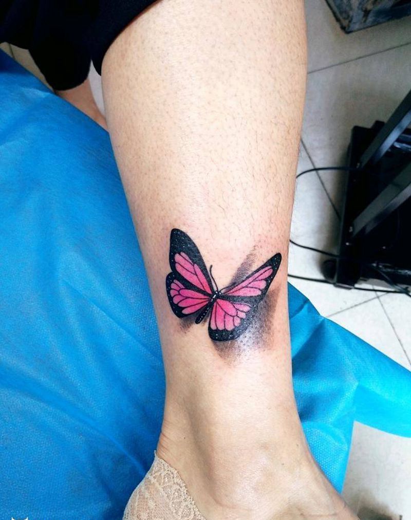 脚踝立体蝴蝶纹身图片_腿部新传统纹身图案