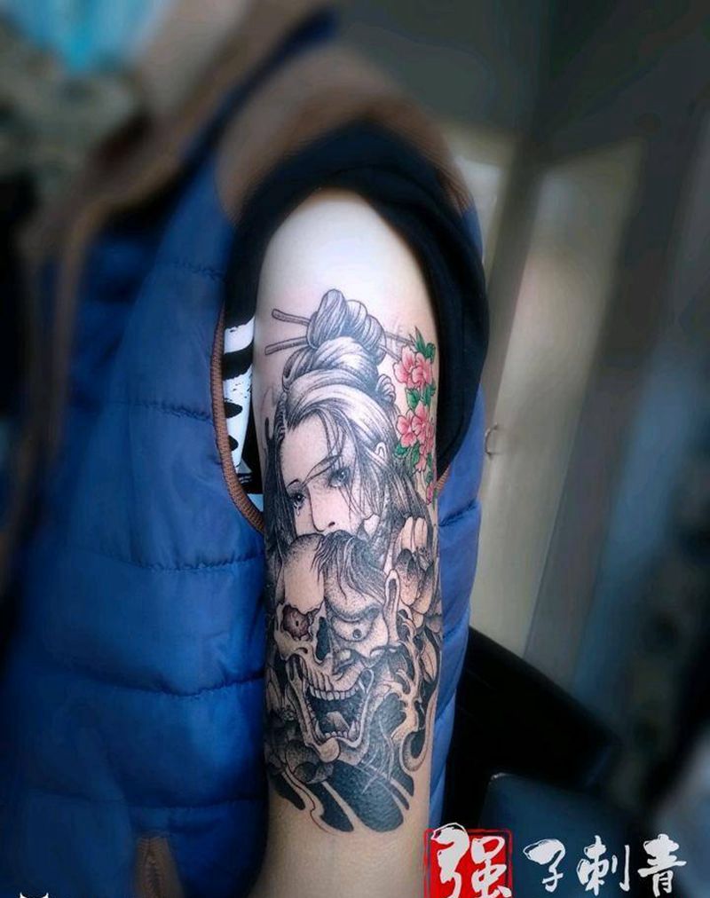 艺伎纹身图片_手臂点刺新传统纹身图案