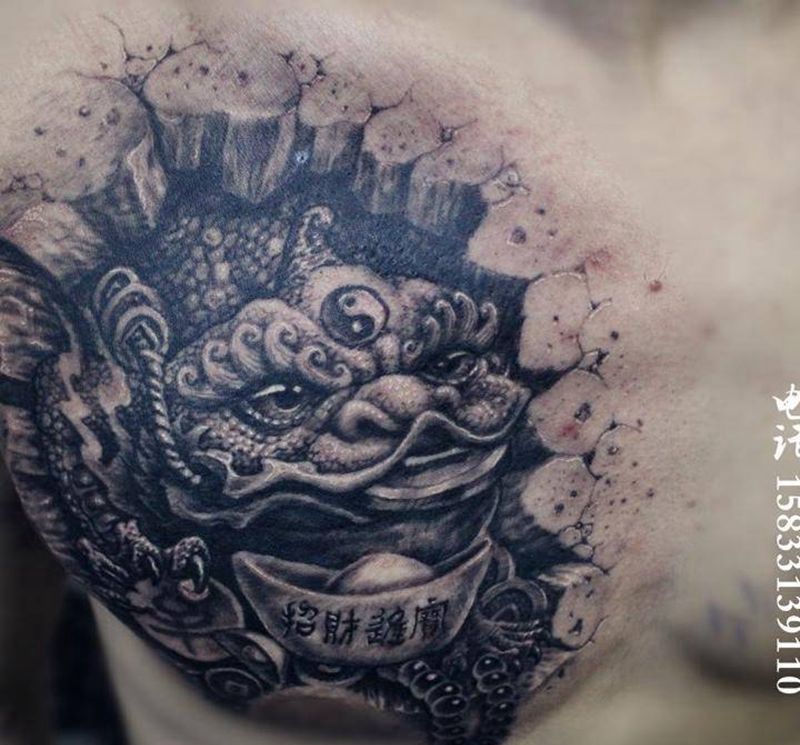 金蟾纹身图片