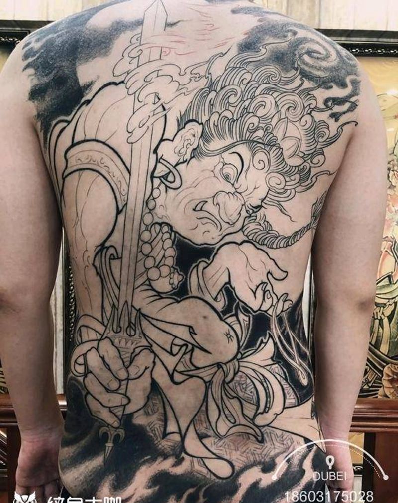 不动明王纹身图片_背部新传统不动明王纹身图案