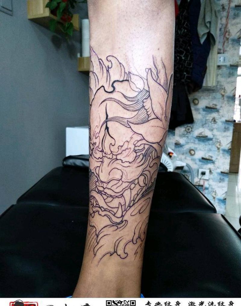 包小腿割线纹身图片_腿部新传统纹身图案