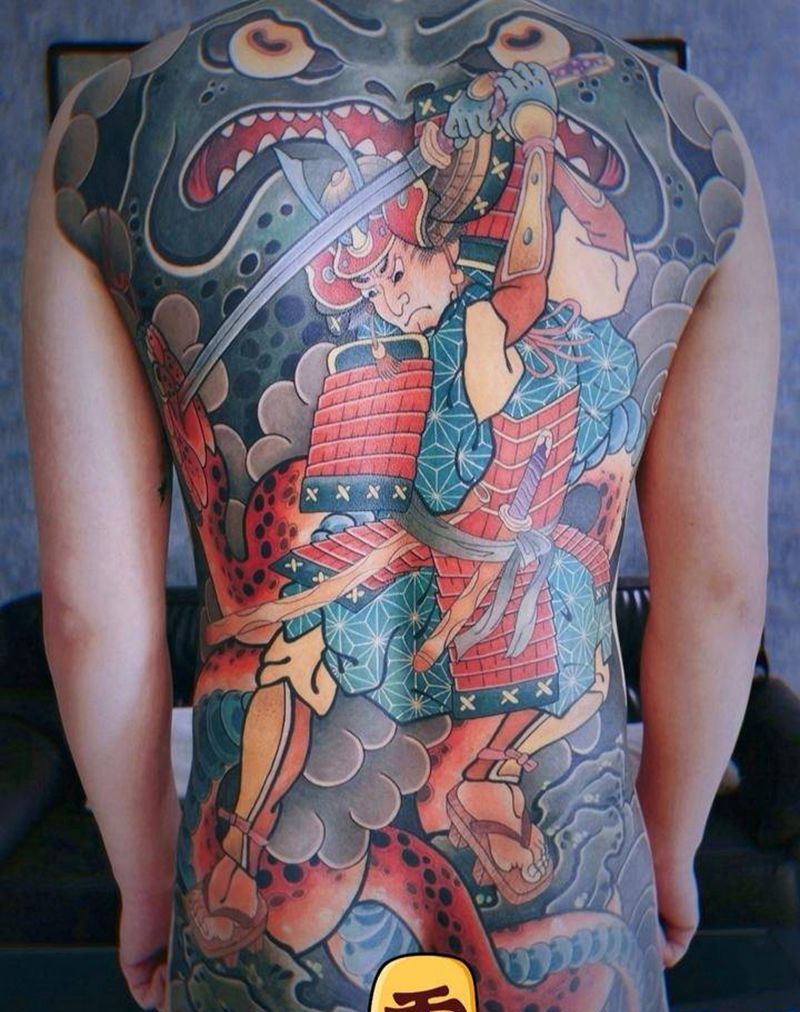 日式满背纹身图片_背部老传统纹身图案
