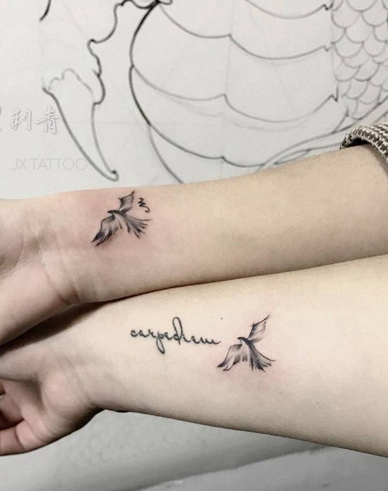 新年头一个纹身图片