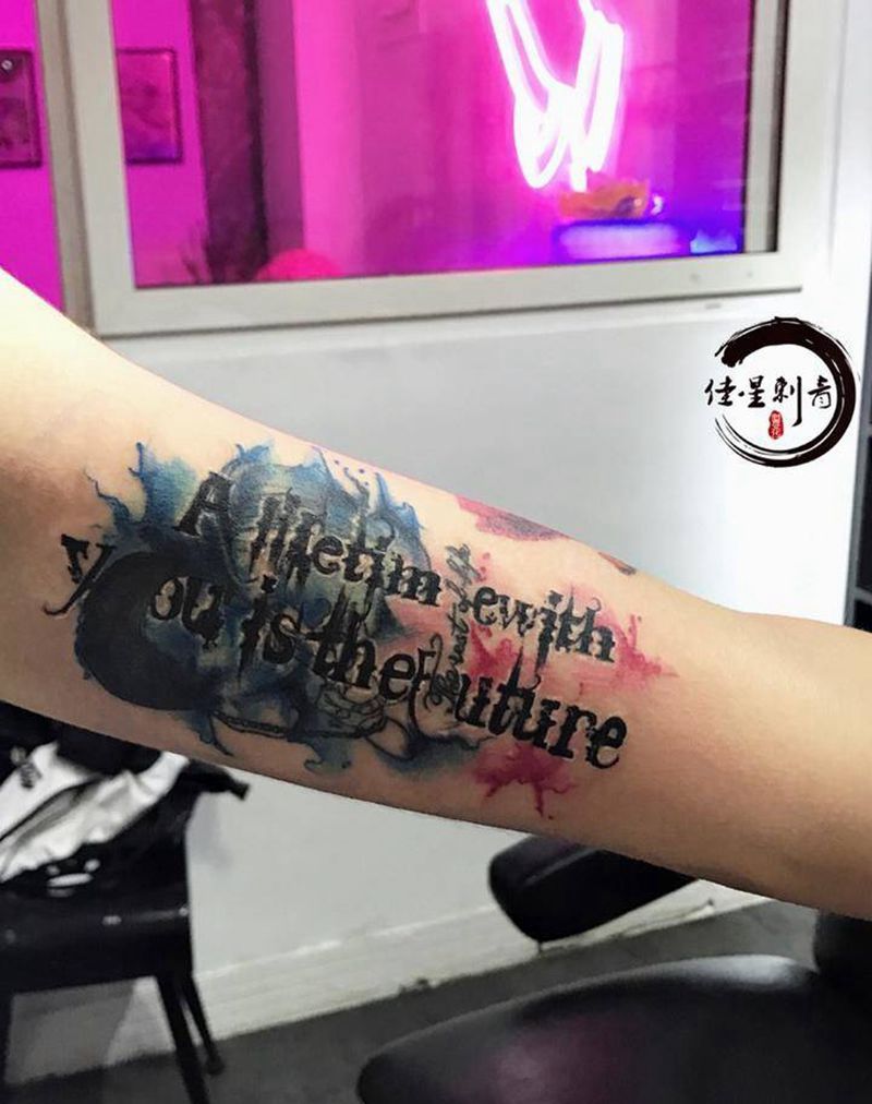 就想用英文遮盖纹身图片