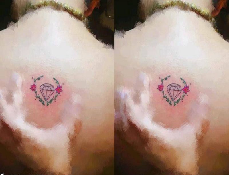 小花花稍微做改动纹身图片